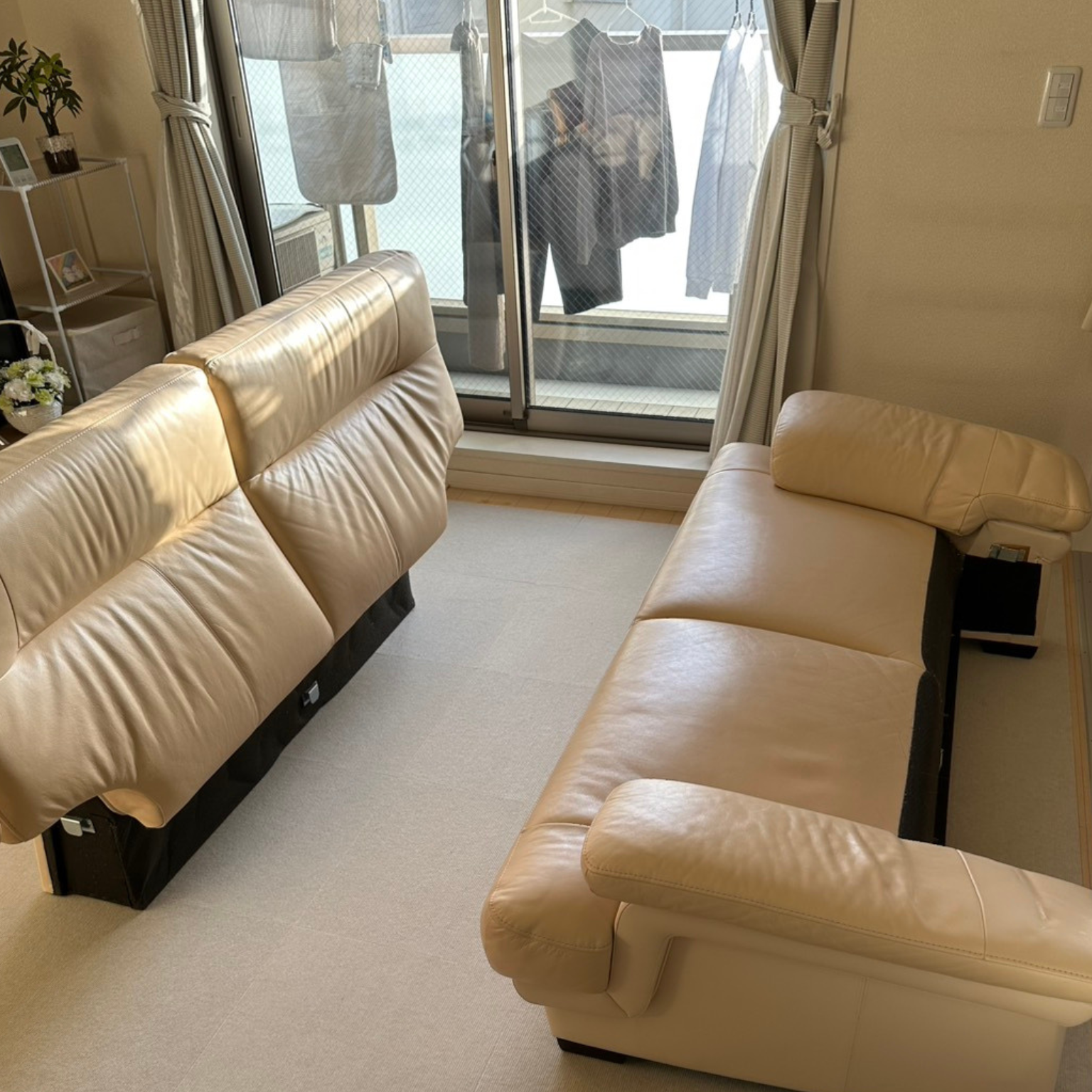 大阪市東成区で解体が必要なソファを分解して移動した便利屋住まいルの作業写真